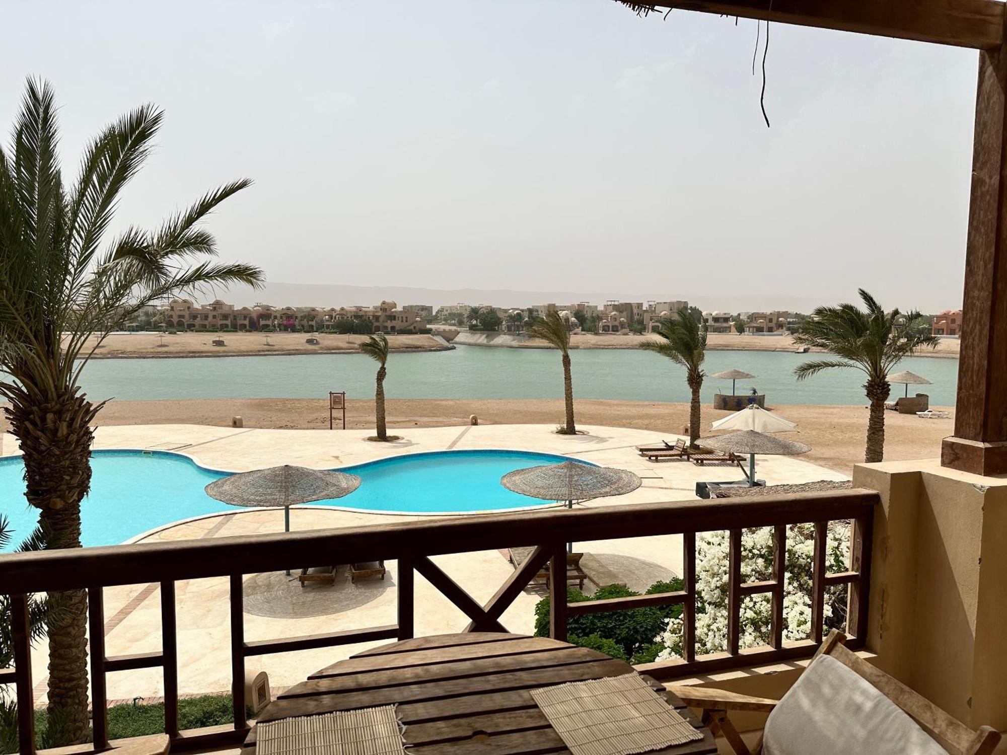Sabina 1Br Apartment Lagoon View With Shared Pool By Bfg Beit Fel Gouna 후르가다 외부 사진
